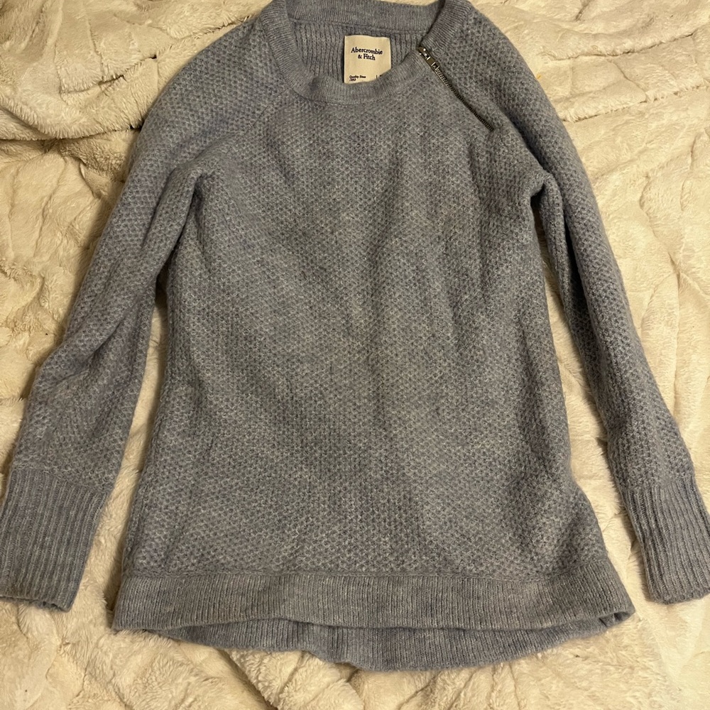 ABERCROMBIE| sweater